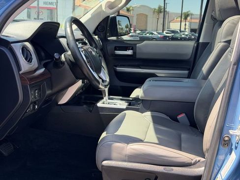 Used 2021 Toyota Tundra Limited w/ Limited Premium Package AWD/4WD image 16