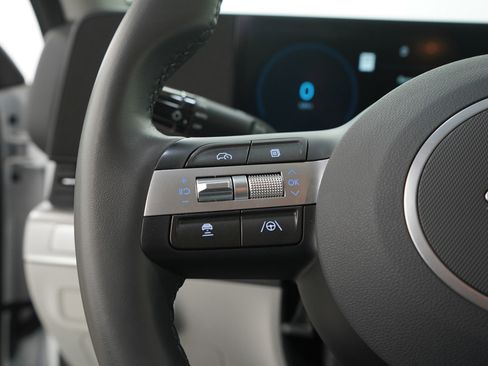 Certified 2024 Hyundai Kona SEL FWD image 23