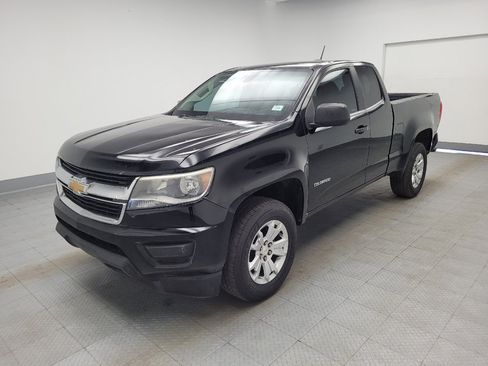 Used 2017 Chevrolet Colorado LT RWD image 2