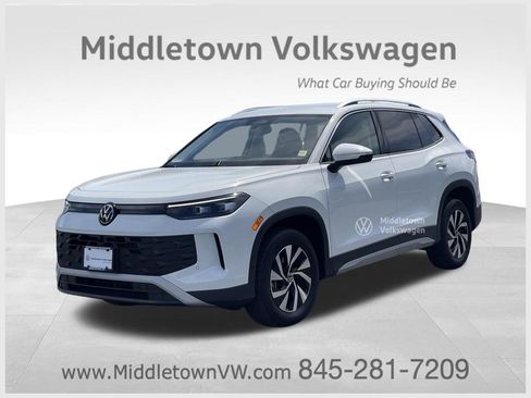Certified 2025 Volkswagen Tiguan S AWD/4WD image 1