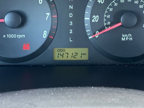 Used 2004 Hyundai Elantra GLS image 24