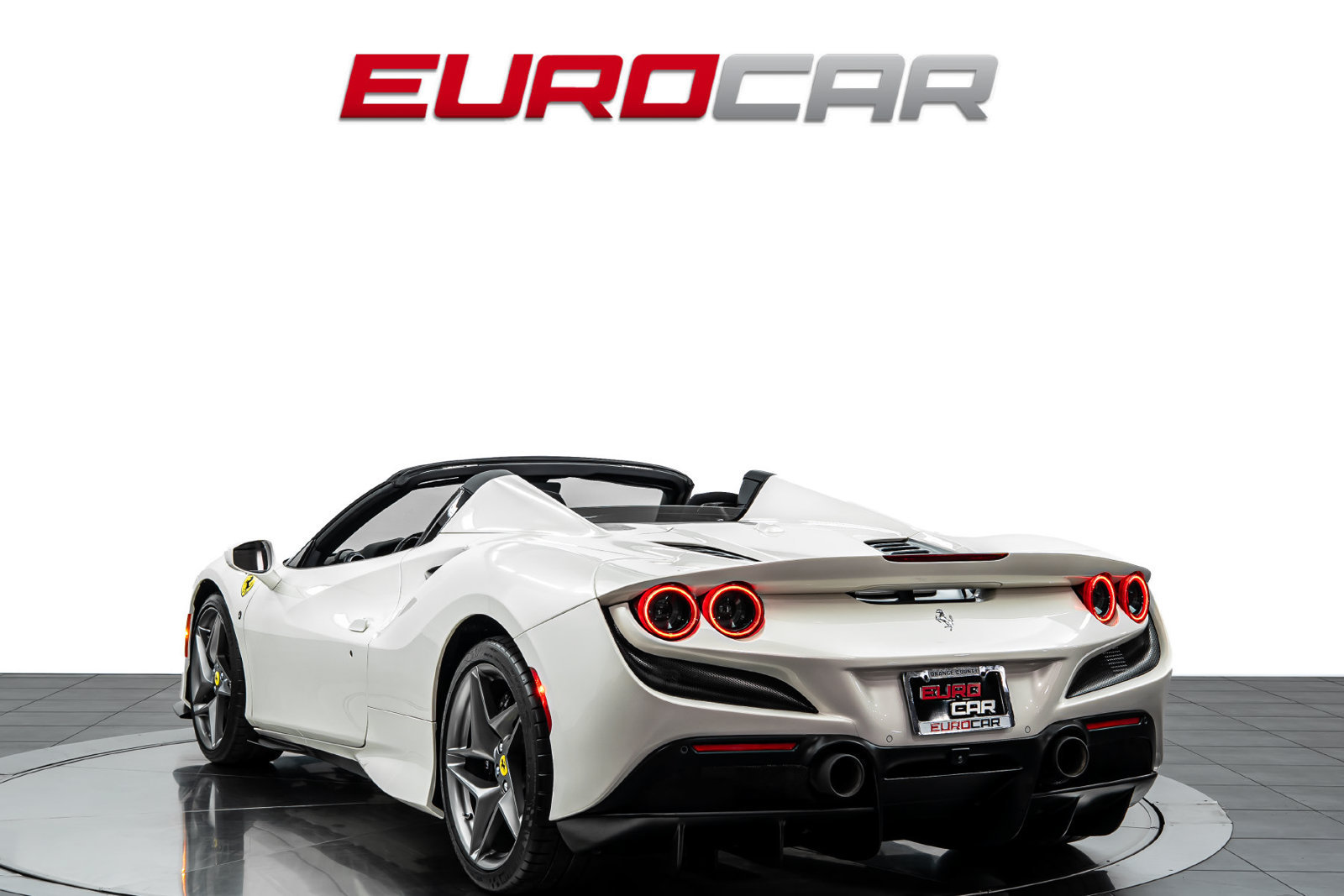 Used 2023 Ferrari F8 Tributo RWD image 4