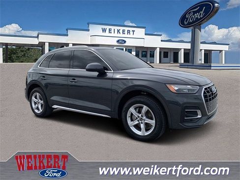 Used 2021 Audi Q5 2.0T Premium w/ Convenience Package image 1