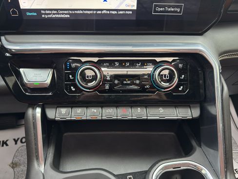 Used 2024 GMC Sierra 2500 Denali Ultimate w/ Max Trailering Package AWD/4WD image 22