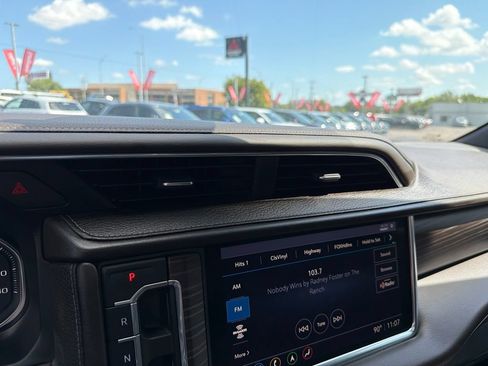 Used 2021 GMC Yukon XL Denali RWD image 27