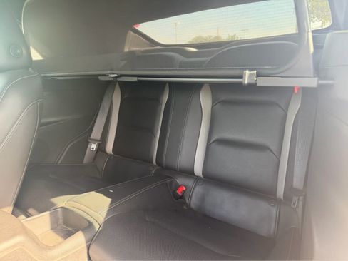 Used 2020 Chevrolet Camaro SS RWD image 6