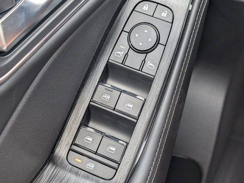 New 2026 Nissan Rogue Platinum AWD/4WD image 10