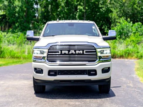 Used 2024 RAM 3500 Laramie AWD/4WD image 5