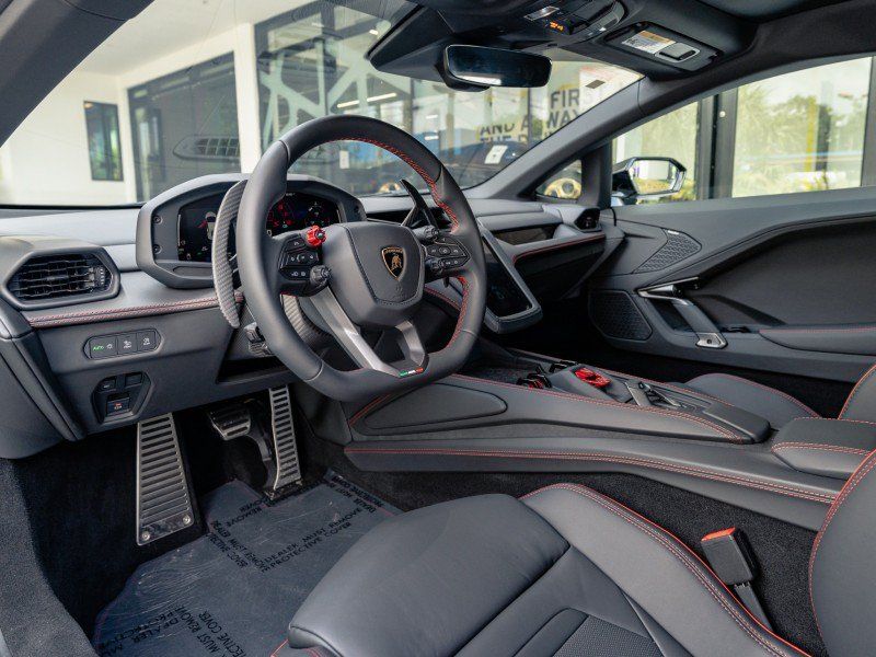 Used 2026 Lamborghini Temerario AWD/4WD image 25