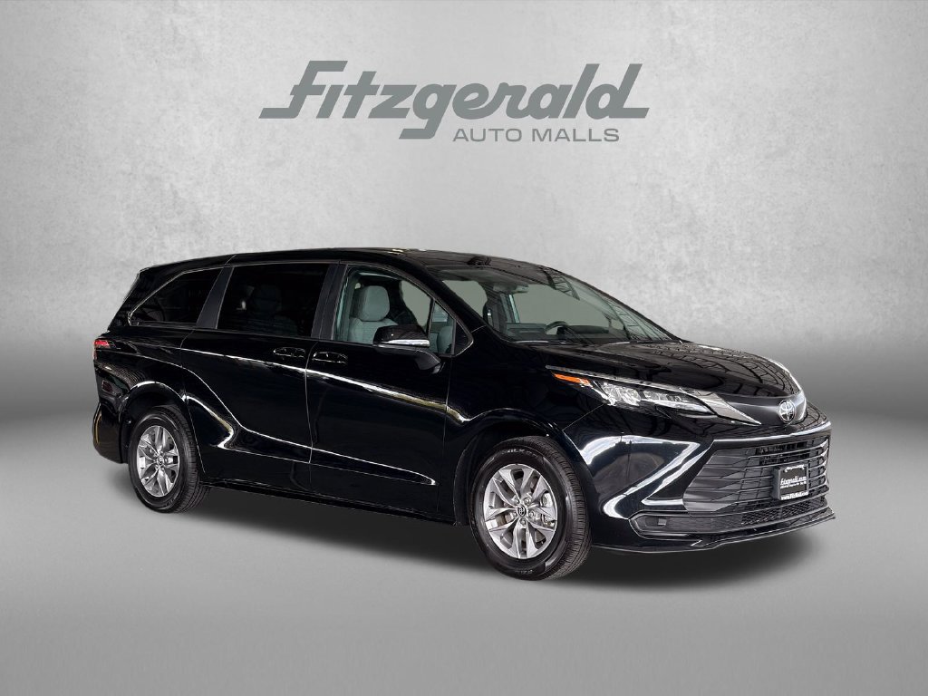 Certified 2026 Toyota Sienna LE FWD 360° Tour