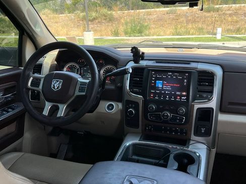 Used 2018 RAM 2500 Laramie w/ Convenience Group AWD/4WD image 22