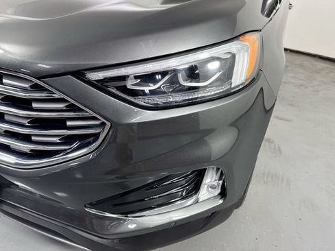 Used 2020 Ford Edge Titanium w/ Equipment Group 301A AWD/4WD image 28