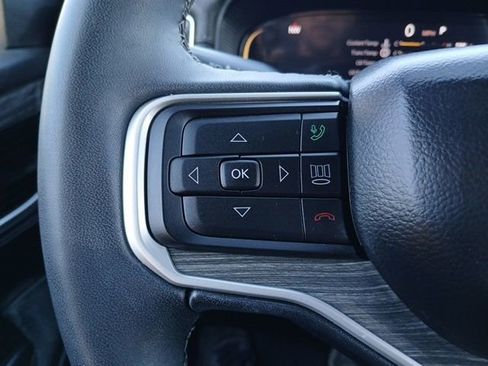 Used 2022 Jeep Wagoneer Series III w/ Flexible Seating Group image 24