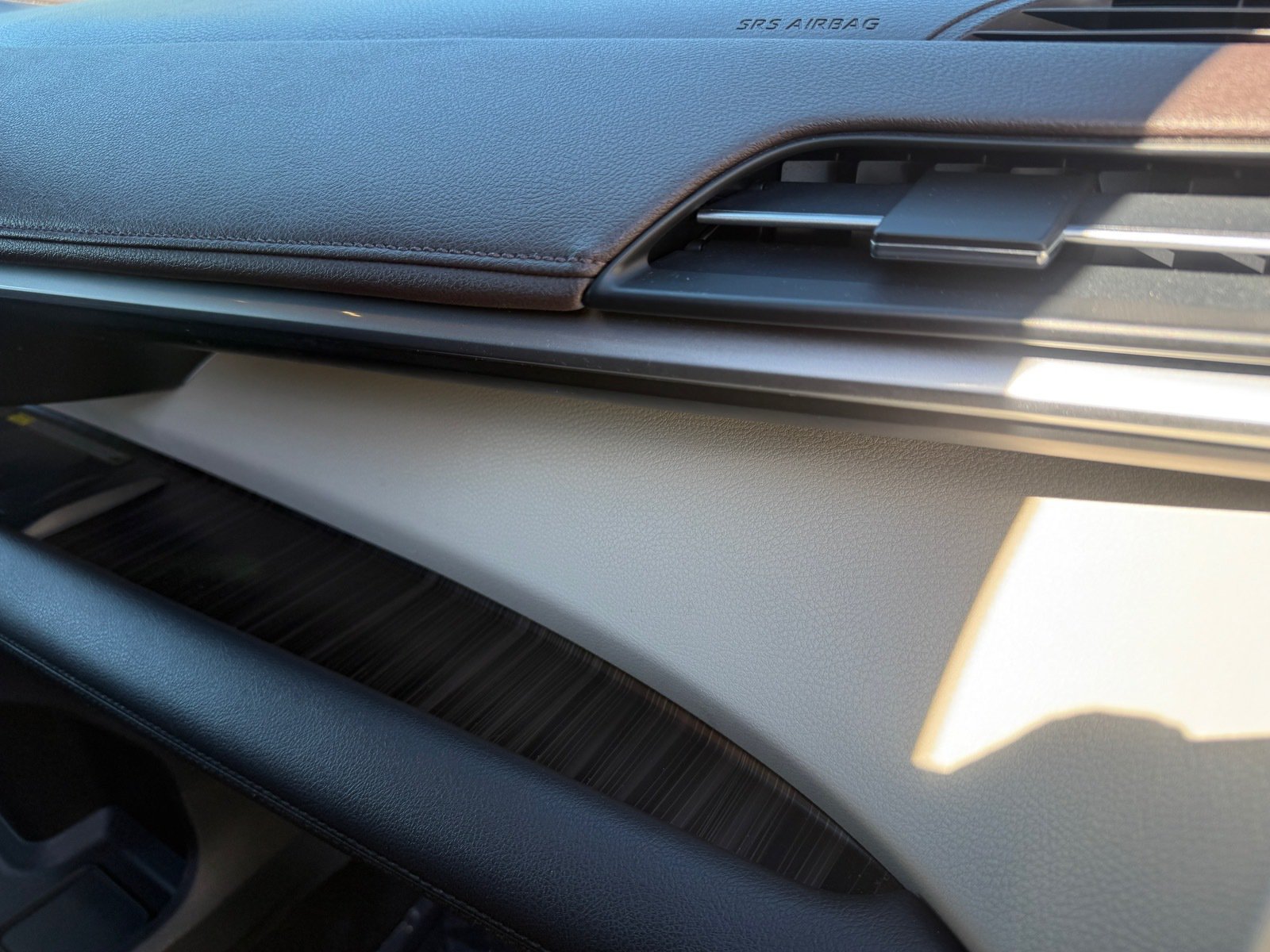 Used 2021 Toyota Sienna Platinum FWD image 14