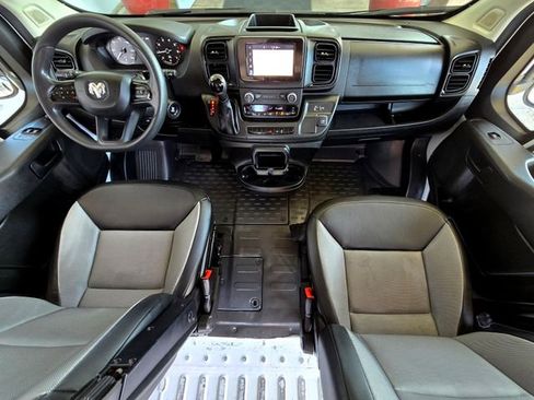 Used 2023 RAM ProMaster 2500 FWD image 9