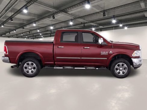 Used 2017 RAM 3500 Laramie w/ Snow Chief Group AWD/4WD image 8