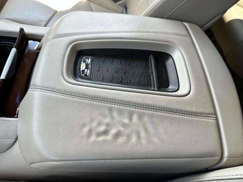 Used 2017 Cadillac Escalade Luxury image 48