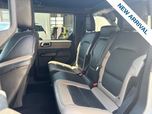 Used 2024 Ford Bronco Wildtrak AWD/4WD image 15