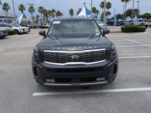 Used 2020 Kia Telluride SX w/ Towing Package FWD image 9