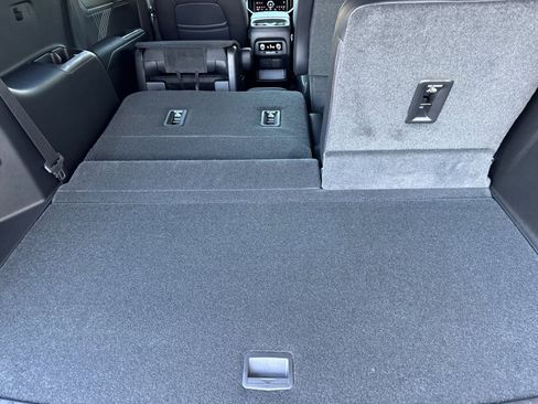 New 2026 GMC Acadia Denali w/ Super Cruise Package FWD image 16