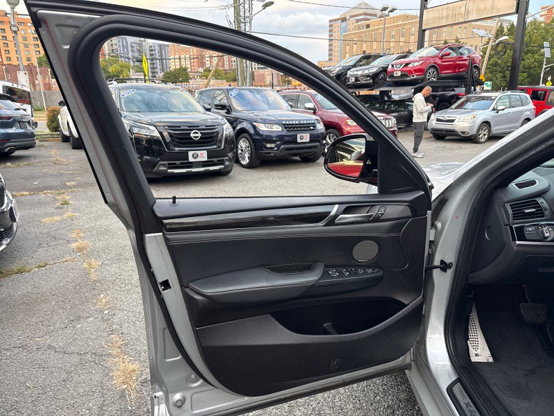 Used 2018 BMW X4 M40i AWD/4WD image 7
