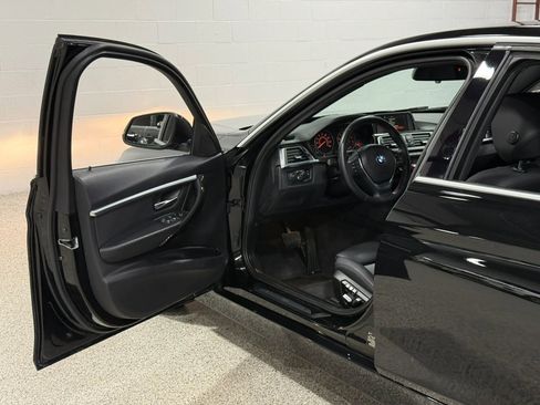 Used 2017 BMW 330i Sedan RWD image 10
