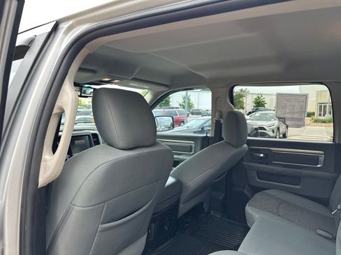 Used 2016 RAM 1500 Lone Star RWD image 34