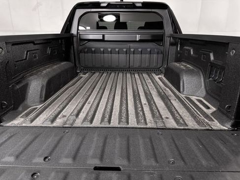 Used 2025 GMC Sierra EV Denali AWD/4WD image 27