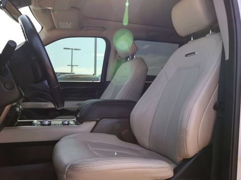 Used 2021 Ford Expedition Max Platinum AWD/4WD image 11