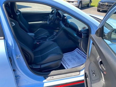 Used 2022 Hyundai Veloster N FWD image 14