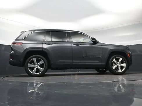 Used 2022 Jeep Grand Cherokee Limited RWD image 33