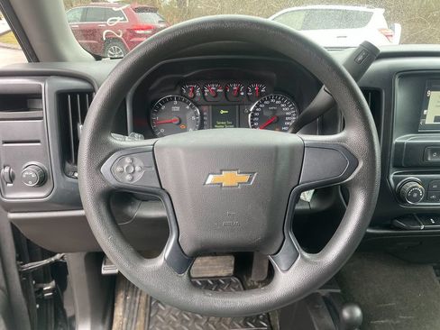 Used 2018 Chevrolet Silverado 1500 W/T w/ WT Fleet Convenience Package AWD/4WD image 15