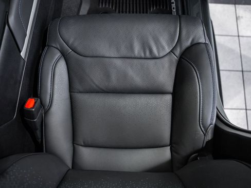 New 2026 Toyota Sequoia Platinum image 39