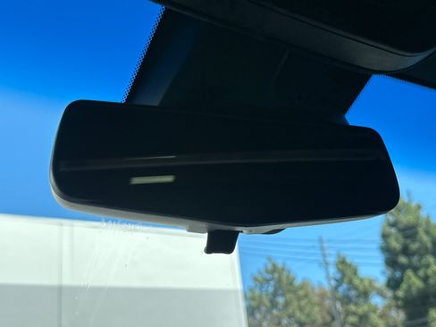 Used 2018 Cadillac CTS V w/ Carbon Fiber Package RWD image 24