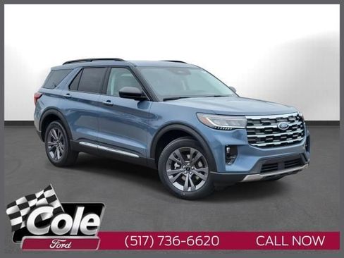 New 2025 Ford Explorer Active w/ Active Comfort Package image 1