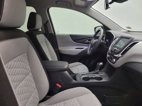 Used 2018 Chevrolet Equinox LS FWD image 21