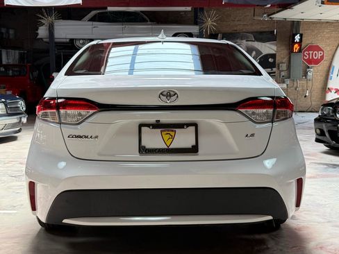 Used 2022 Toyota Corolla LE FWD image 5