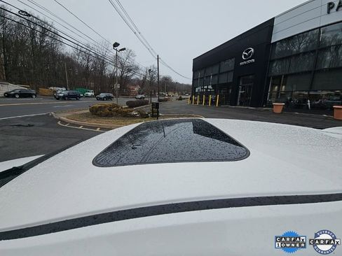 Certified 2021 MAZDA MAZDA3 Hatchback w/Premium Plus Pkg image 8