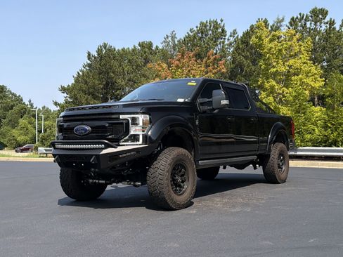 Used 2021 Ford F250 Lariat w/ Lariat Ultimate Package AWD/4WD image 11