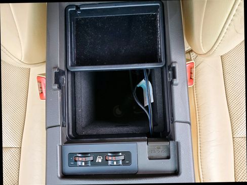 Used 2010 Lexus RX 350 2WD w/ Premium Pkg image 35