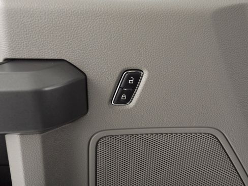 Used 2017 Ford F250 XLT image 31