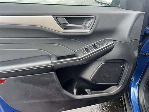 Certified 2022 Ford Escape SE w/ Convenience Package image 16