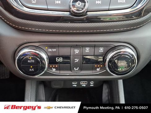 Certified 2023 Chevrolet TrailBlazer ACTIV w/ Sun and Liftgate Package AWD/4WD image 19