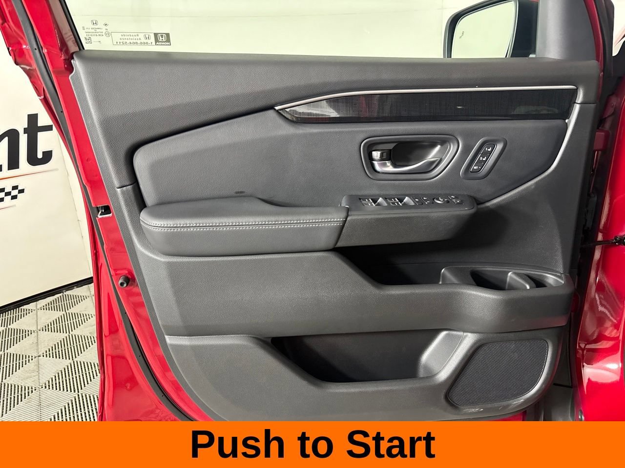 Used 2025 Honda Pilot Elite image 10