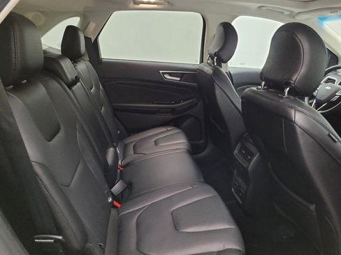 Used 2015 Ford Edge Titanium w/ Equipment Group 301A AWD/4WD image 19