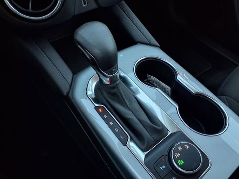 Certified 2022 Chevrolet Blazer LT image 9