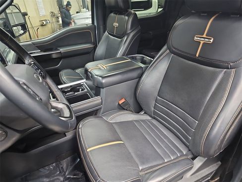 Used 2024 Ford F250 Platinum w/ FX4 Off-Road Package image 13