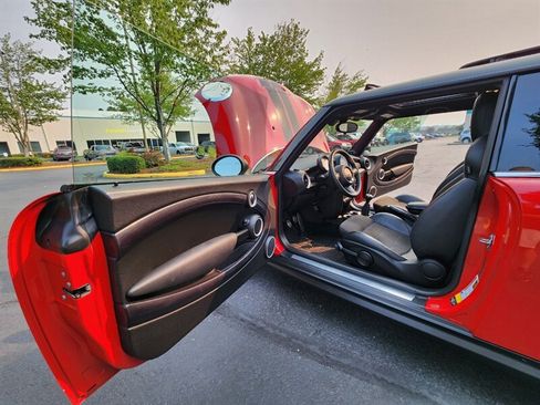 Used 2013 MINI Cooper S w/ Sport Pkg FWD image 33
