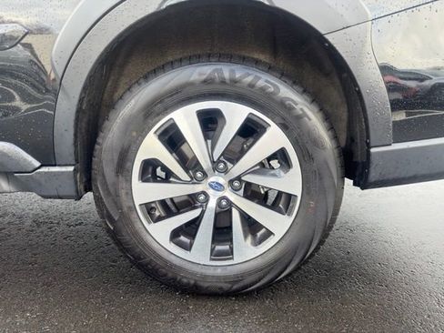 Certified 2025 Subaru Outback Premium AWD/4WD image 27
