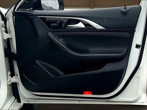 Used 2019 INFINITI QX30 Sport w/ Cargo Package image 24